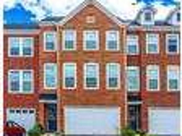 3 Bedroom 4 Bath In Chantilly Virginia 20152