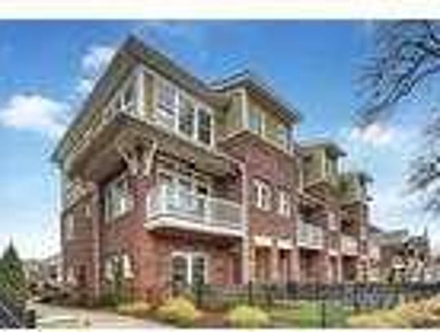 3 Bedroom 4 Bath In Charlotte North Carolina 28208