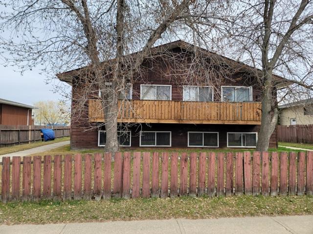 3 Bedroom 4 Plex Located in Normandeau!