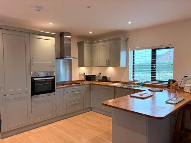 3 Bedroom Cottage To Rent In Priory Lane, Broad Marston, CV37