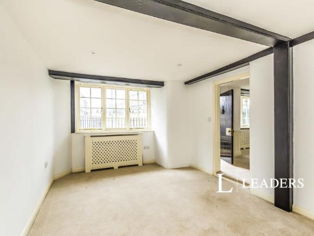 3 bedroom cottage to rent The Green, Westerham, Kent, TN16