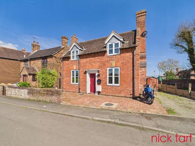 3 bedroom cottage to rent