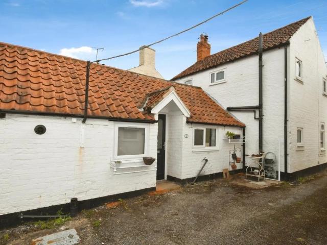 3 bedroom cottage to rent