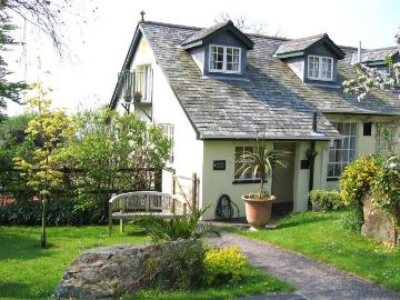 3 bedroom cottage to rent