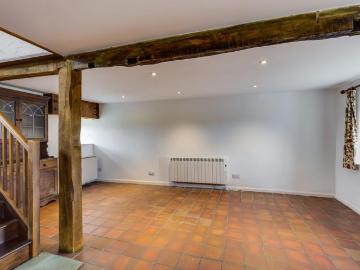 3 bedroom cottage to rent