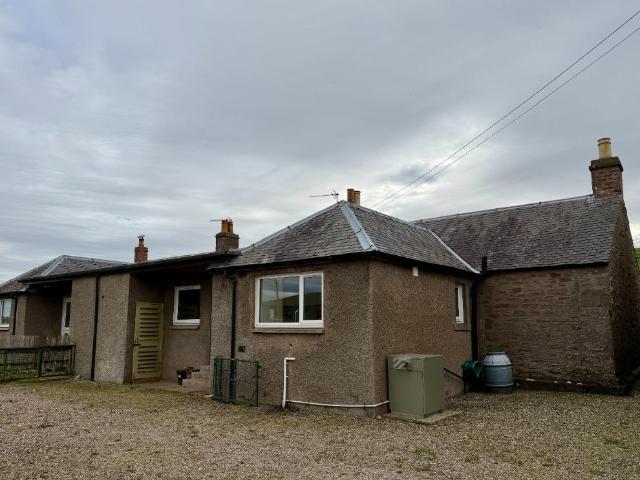 3 bedroom cottage to rent