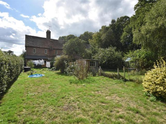 3 bedroom cottage to rent