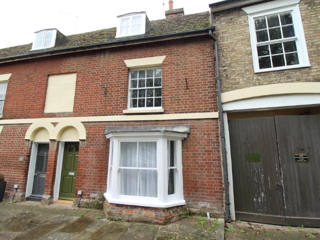 3 bedroom cottage to rent