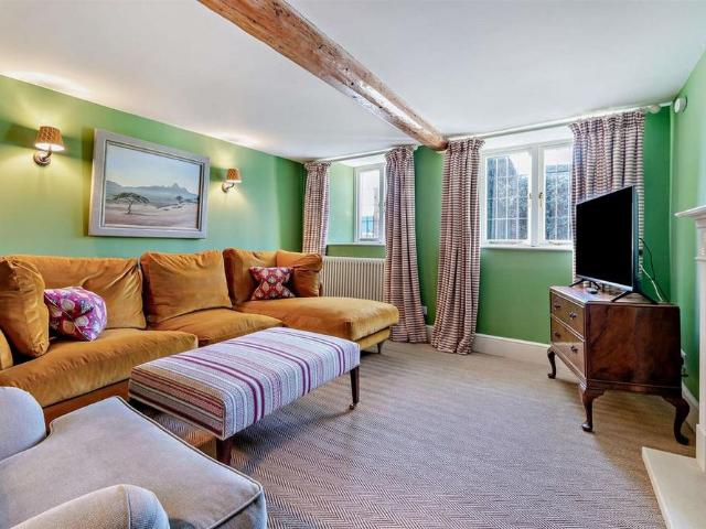 3 bedroom cottage to rent