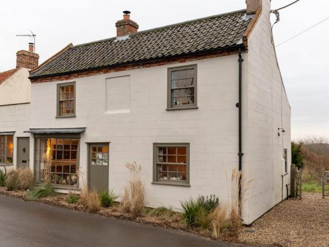 3 bedroom cottage to rent