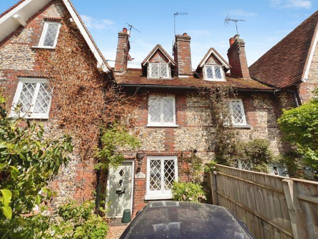 3 bedroom terraced house to rent