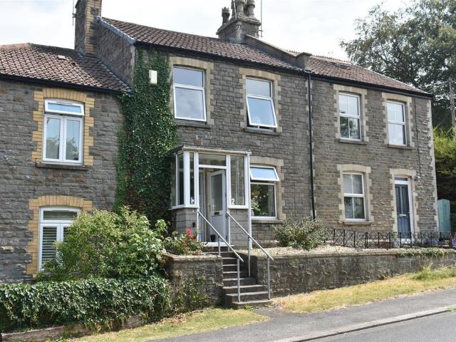 3 bedroom cottage to rent