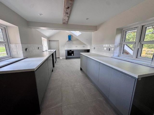 3 bedroom cottage to rent