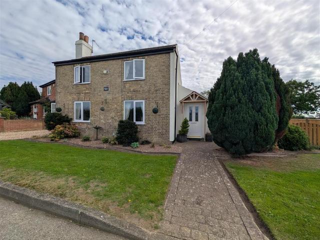 3 bedroom cottage to rent