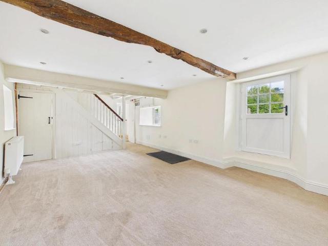 3 bedroom cottage to rent