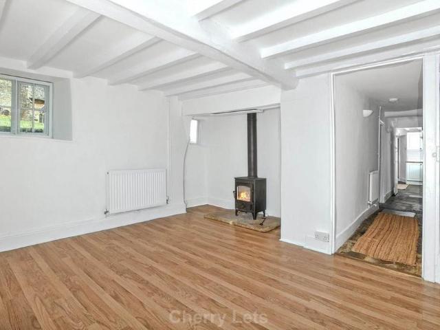 3 bedroom cottage to rent