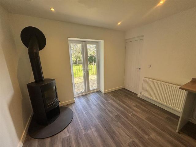 3 bedroom cottage to rent