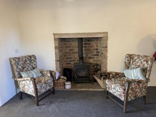 3 bedroom cottage to rent