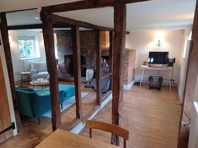 3 bedroom cottage to rent