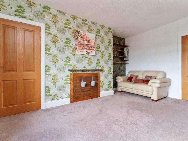 3 bedroom cottage to rent