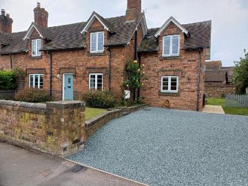 3 bedroom cottage to rent