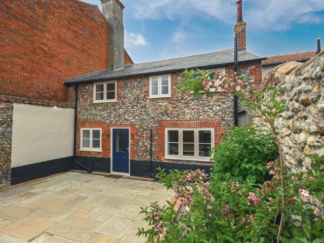 3 bedroom cottage to rent