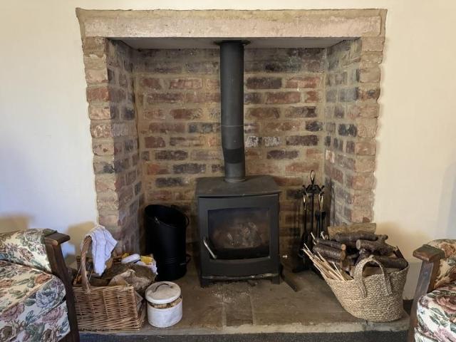 3 bedroom cottage to rent