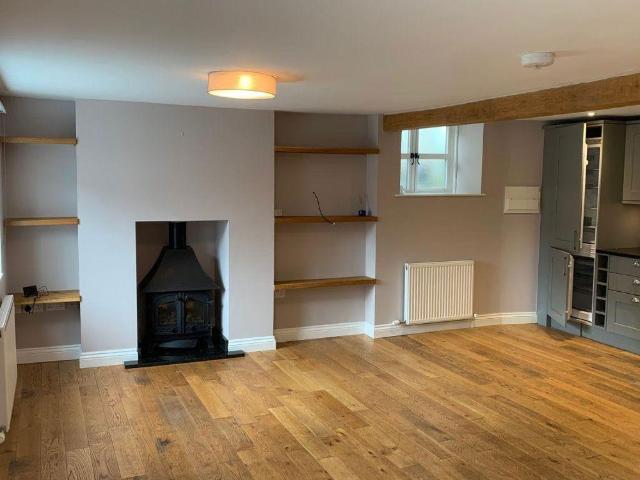 3 bedroom cottage to rent