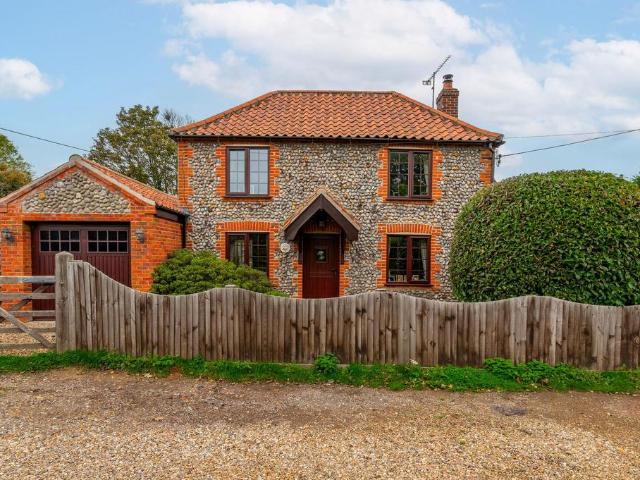 3 bedroom cottage for sale