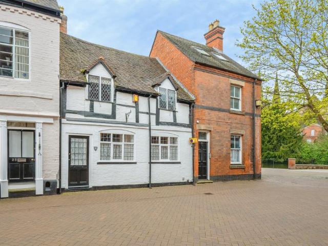 3 bedroom cottage for sale
