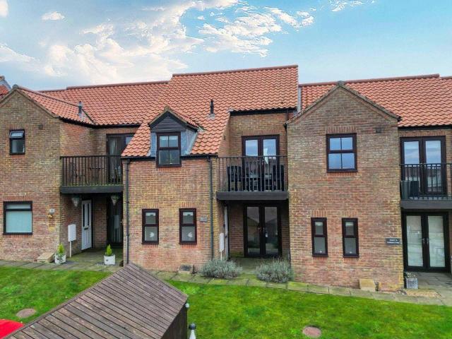 3 bedroom cottage for sale