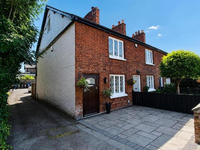 3 bedroom cottage for sale