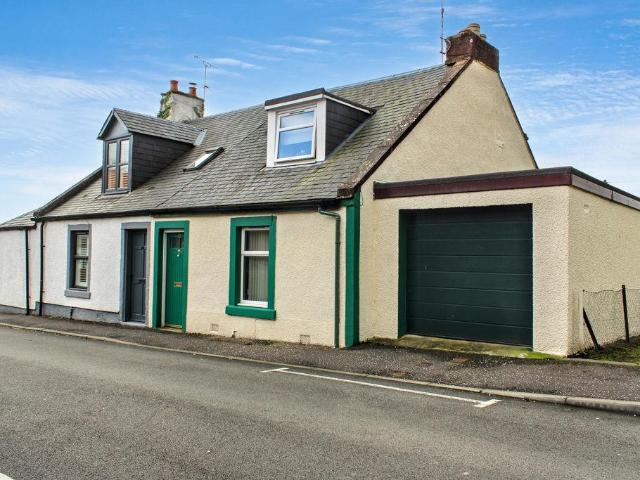 3 bedroom cottage for sale
