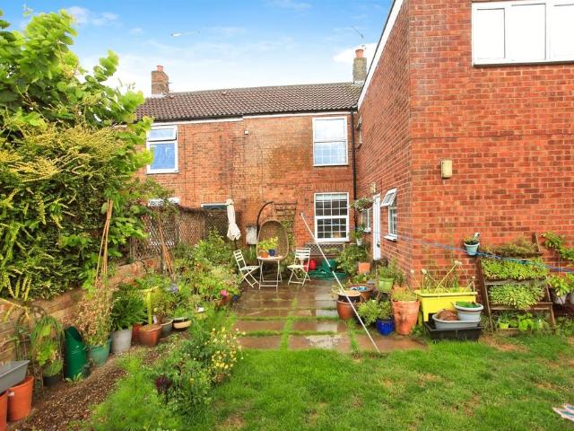 3 bedroom cottage for sale
