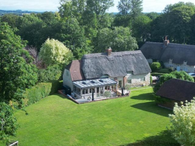3 bedroom cottage for sale