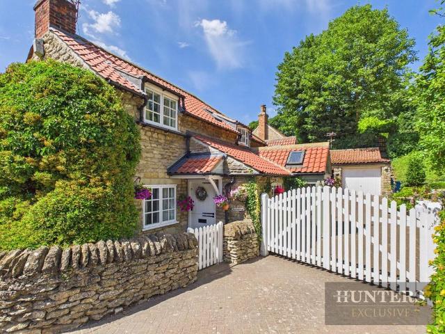 3 bedroom cottage for sale