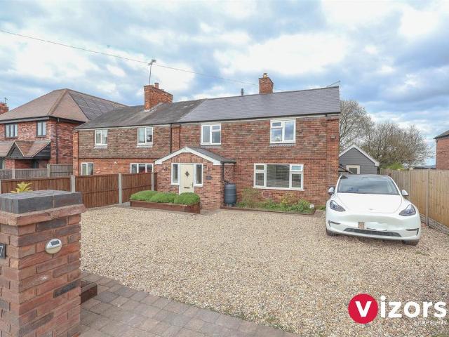 3 bedroom cottage for sale