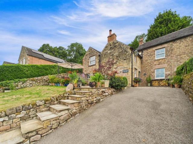 3 bedroom cottage for sale