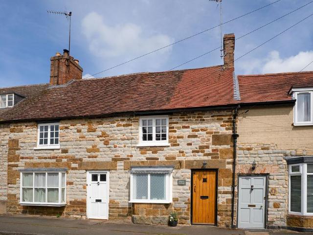 3 bedroom cottage for sale