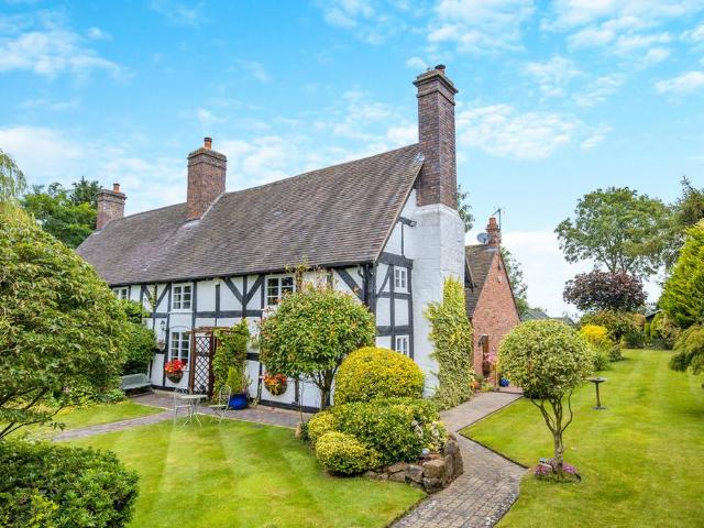 3 bedroom cottage for sale