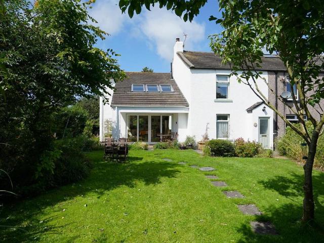 3 bedroom cottage for sale