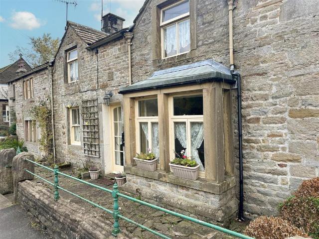 3 bedroom cottage for sale