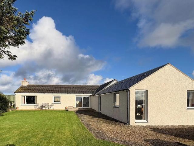 3 bedroom cottage for sale