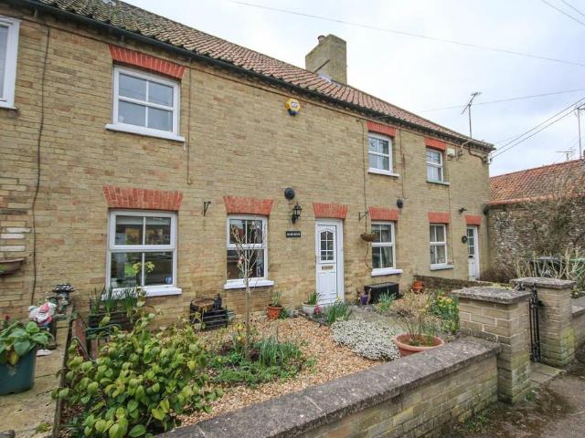 3 bedroom cottage for sale