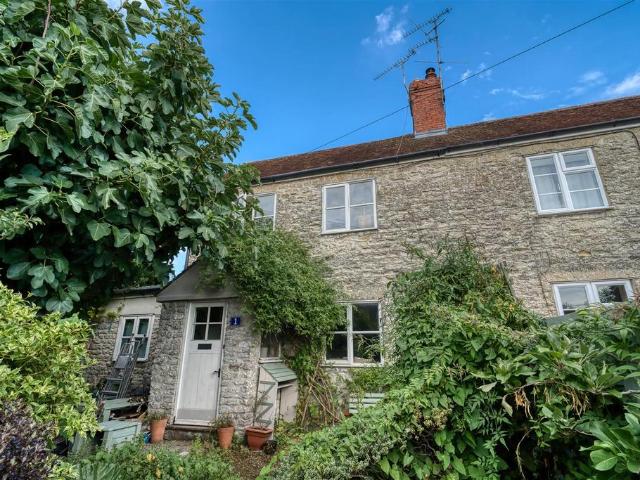 2 bedroom cottage for sale