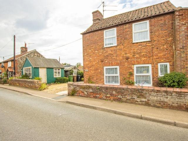 3 bedroom cottage for sale