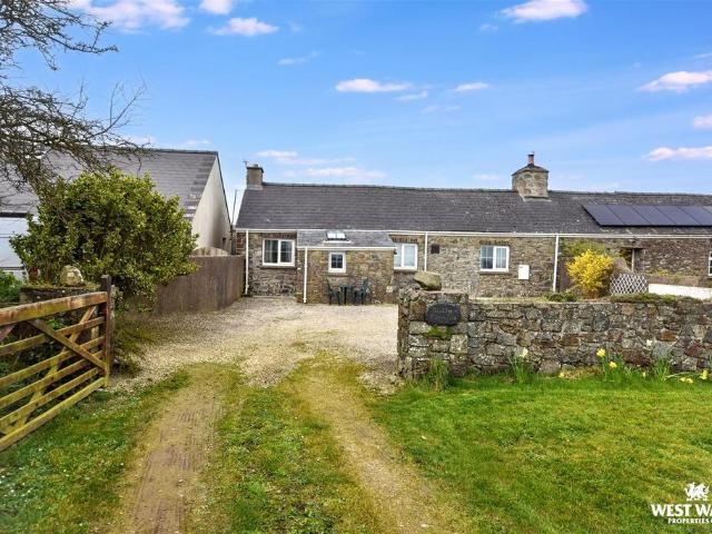 3 bedroom cottage for sale