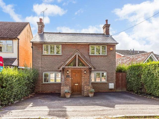 3 bedroom cottage for sale