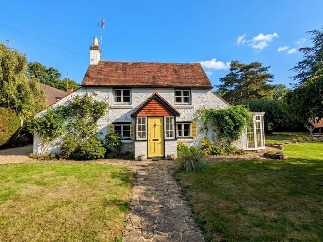 3 bedroom cottage for sale