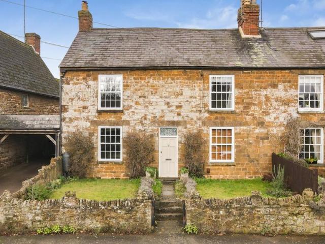 3 bedroom cottage for sale